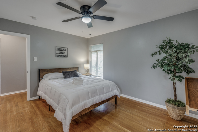 339 Edgebrook Property Photo 9