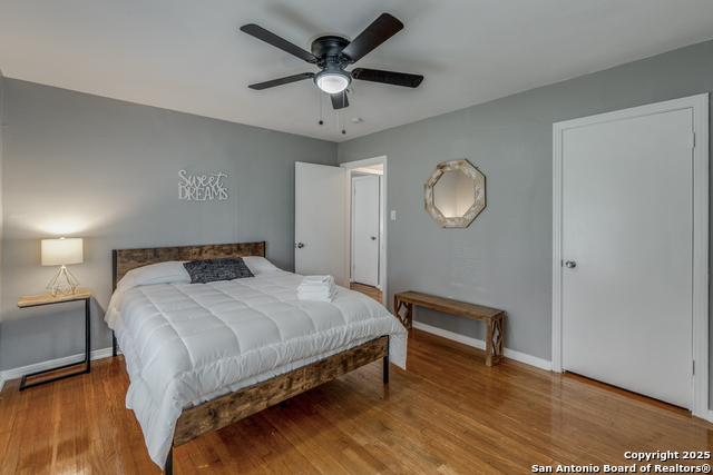 339 Edgebrook Property Photo 10