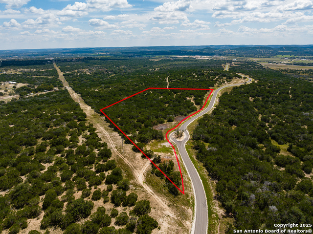 333 Dark Sky Path Property Photo 2
