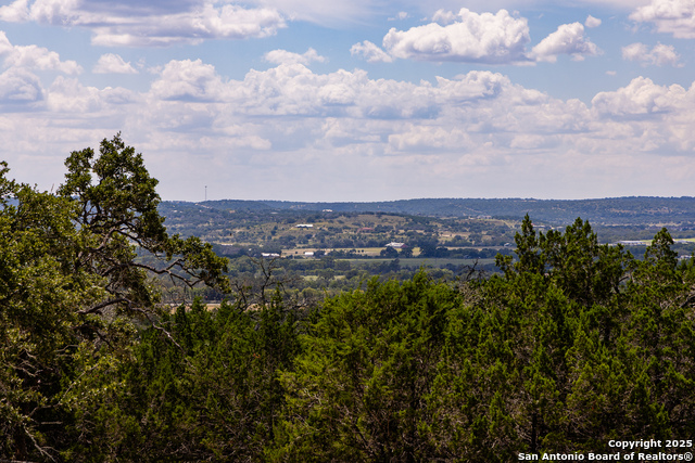 333 Dark Sky Path Property Photo 11