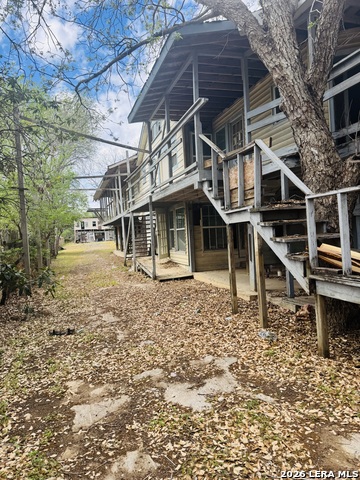 1119 Plum Property Photo 3