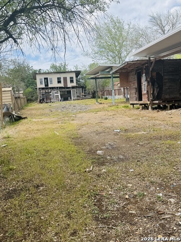 1119 Plum Property Photo 5