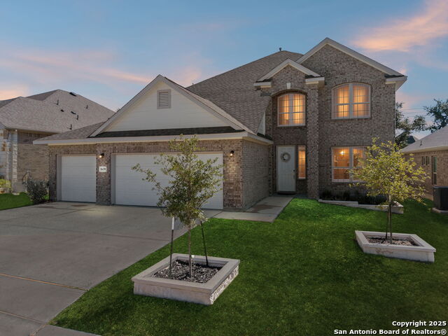 1639 Dunvegan Property Photo 1