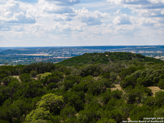 407 Dark Sky Path Property Photo 30