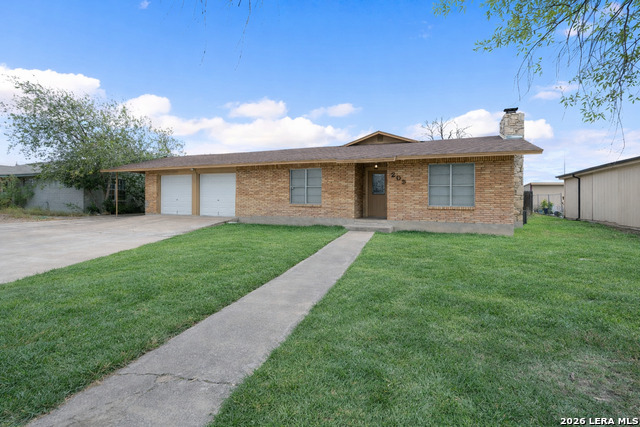 203 Margaret Property Photo 2