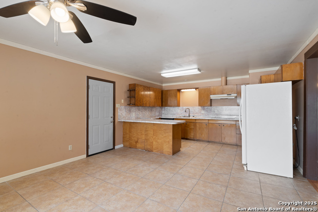 203 Margaret Property Photo 17