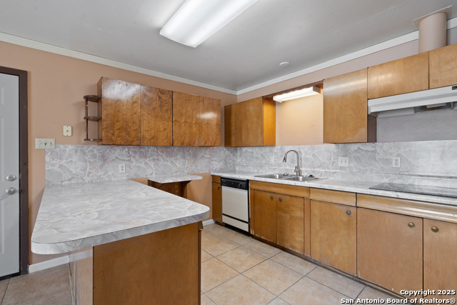 203 Margaret Property Photo 21