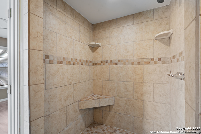 203 Margaret Property Photo 32