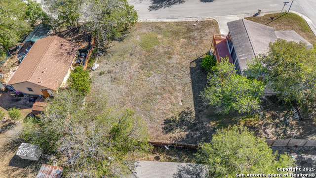 8907 Drowsey Property Photo 4