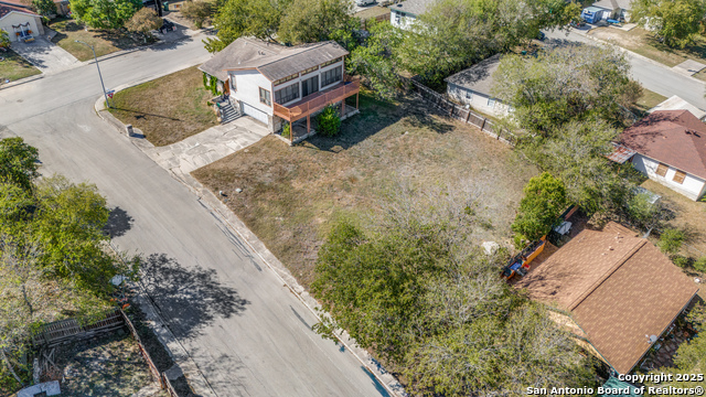 8907 Drowsey Property Photo 5