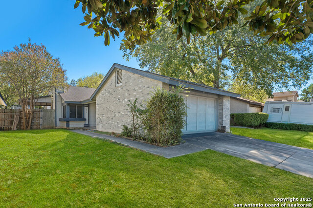 5936 Misty Glen Property Photo 1