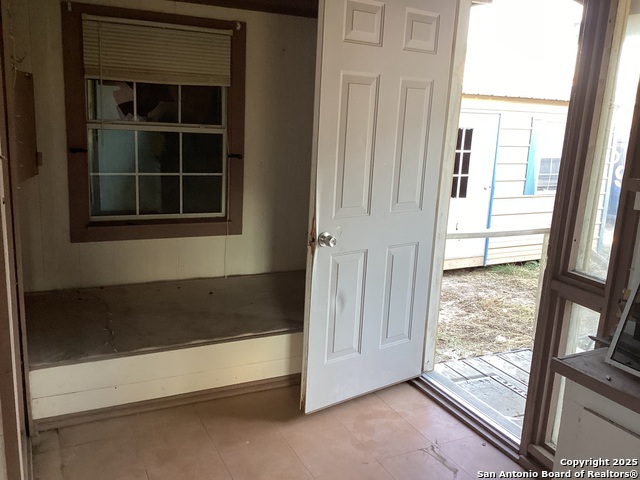 52 Beach Shore Property Photo 3