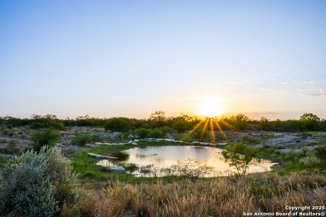 277 Us -277 Property Photo 1