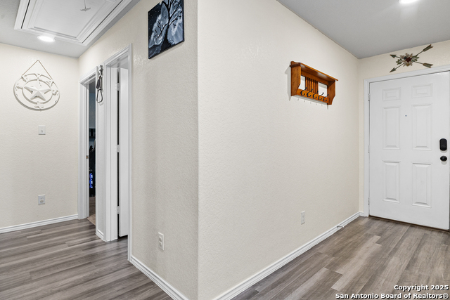 7722 Nopalitos Cove Property Photo 8