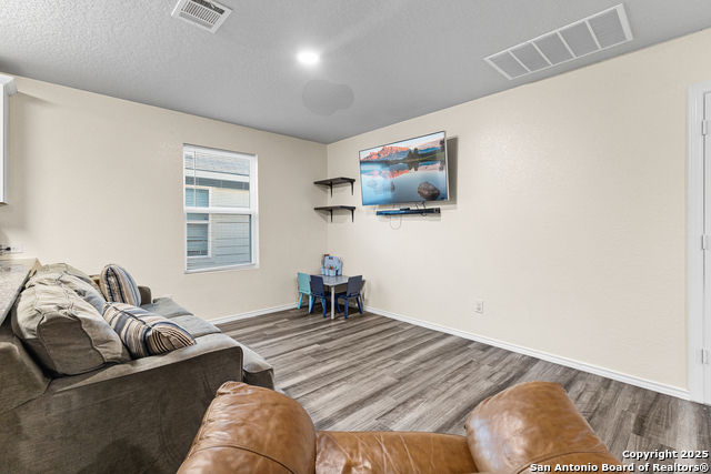 7722 Nopalitos Cove Property Photo 17