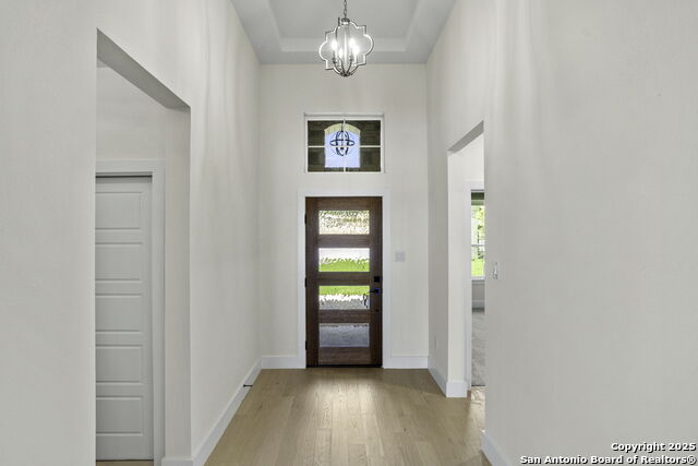 1901 N Chateau Lane Property Photo 6