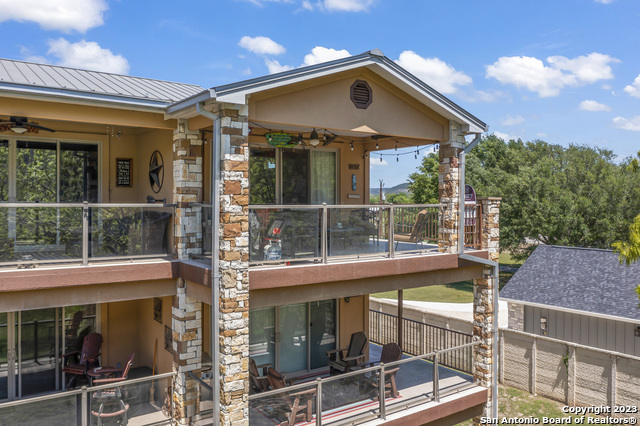 540 River Run Property Photo 2