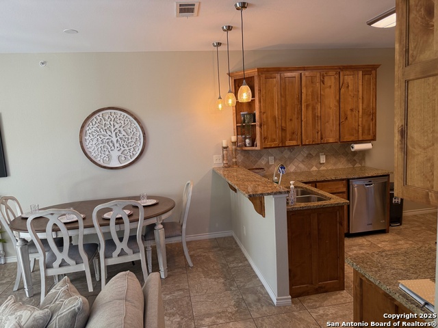 540 River Run Property Photo 5