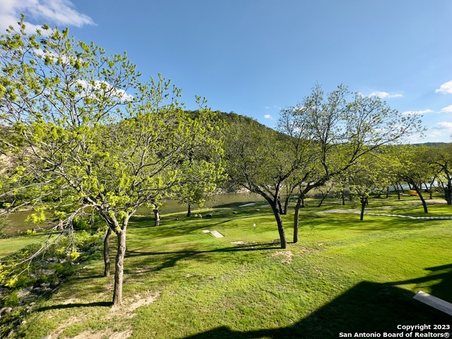 540 River Run Property Photo 22