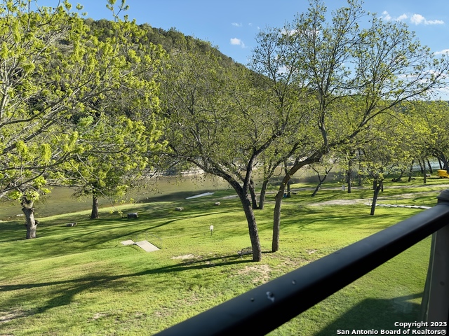 540 River Run Property Photo 24