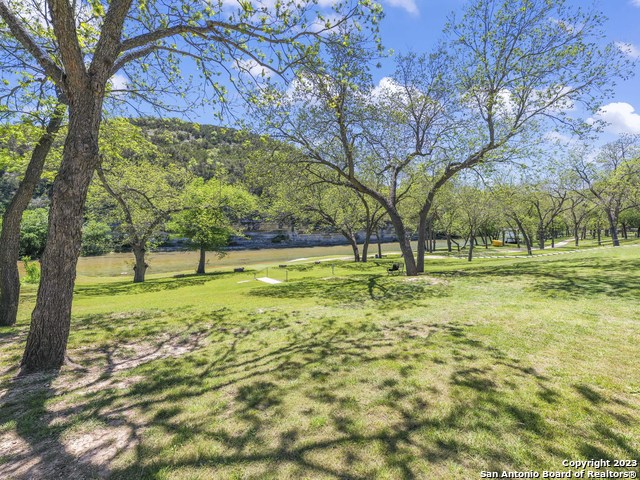 540 River Run Property Photo 26