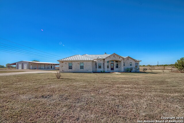 240 Glory Lane Property Photo 1