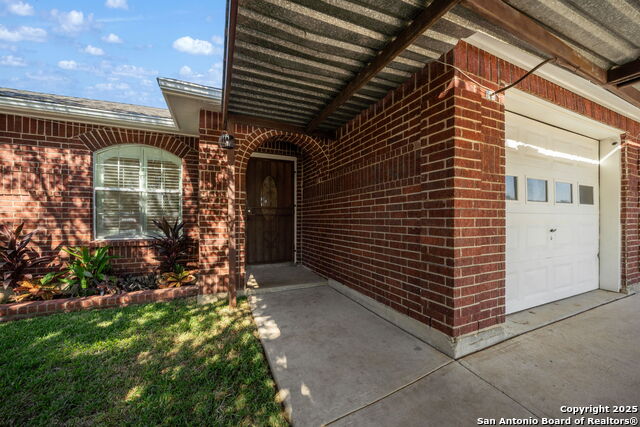 3343 Reforma Dr. Property Photo 2