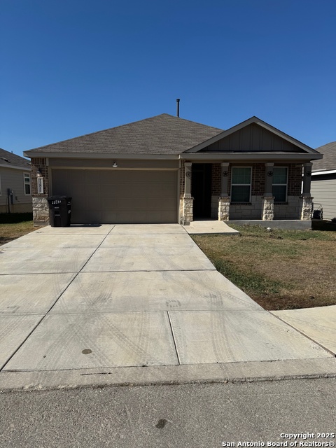 11811 Pelican Pass Property Photo 1