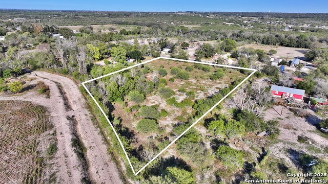 19424 Fm 471 Property Photo 9
