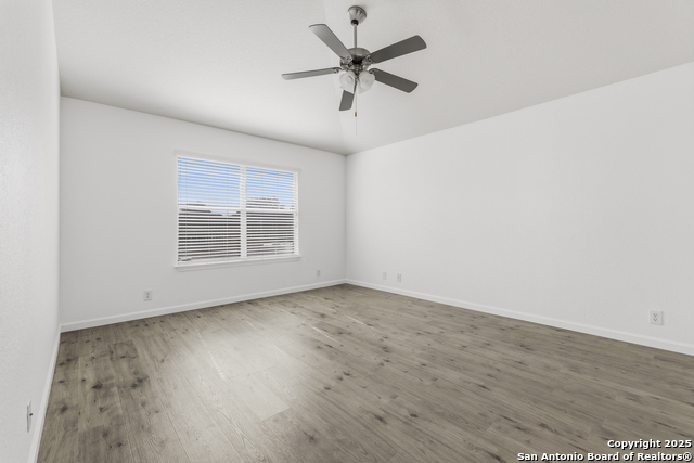 105 Lookout View Property Photo 11