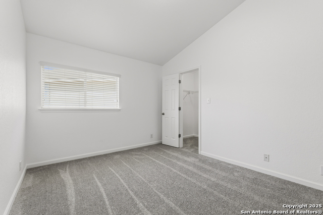 105 Lookout View Property Photo 18