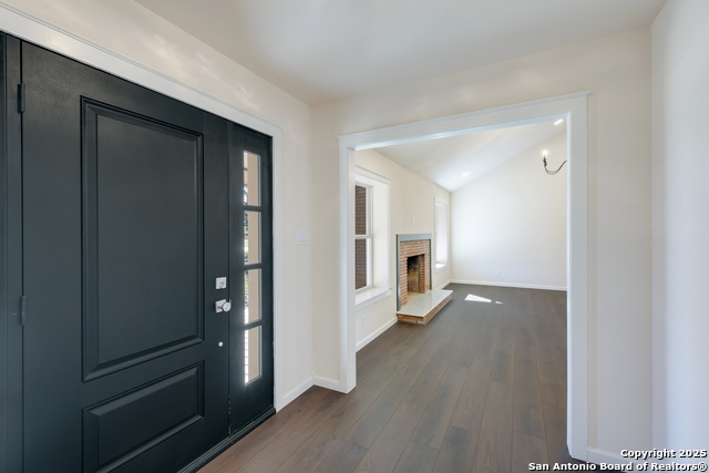355 Fm 1796 Property Photo 2