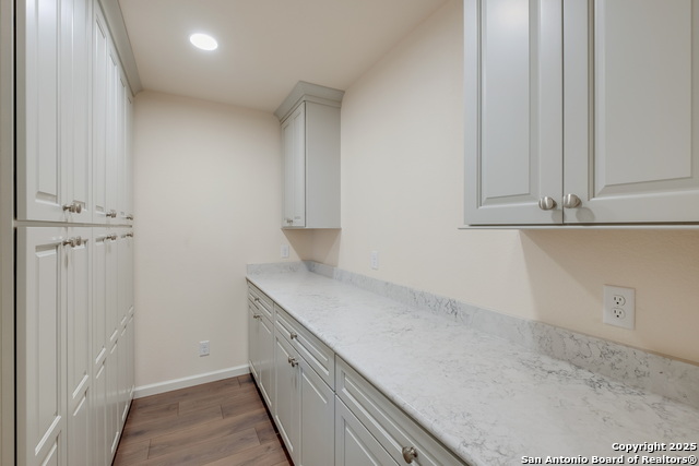 355 Fm 1796 Property Photo 7