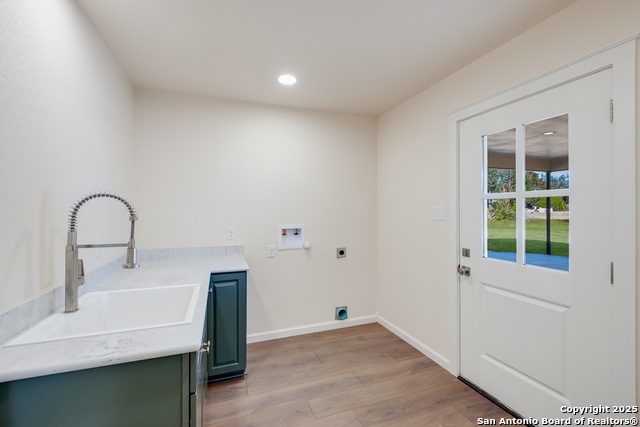 355 Fm 1796 Property Photo 8