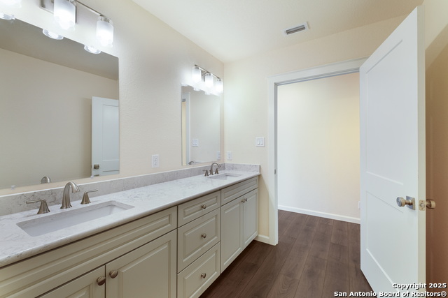 355 Fm 1796 Property Photo 12