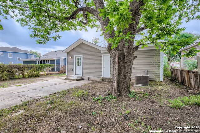 517 Hicks Ave Property Photo 7