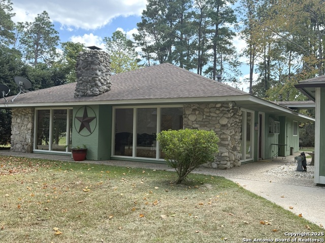 163 Pinehurst Property Photo 2