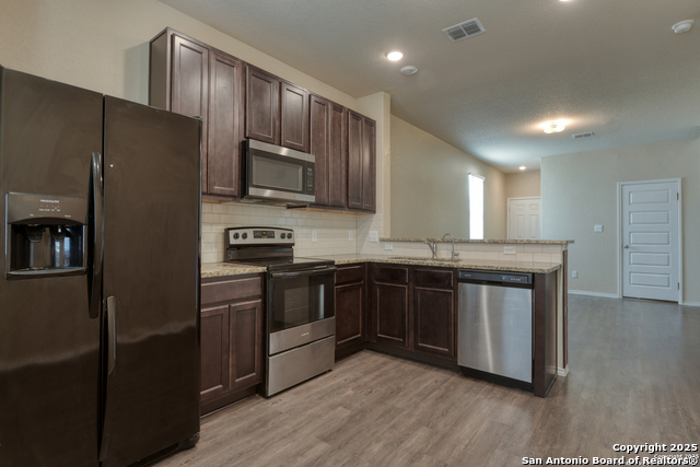 3931 Somers Crest Property Photo 9