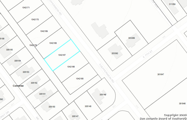 807 Toepperwein Property Photo 4