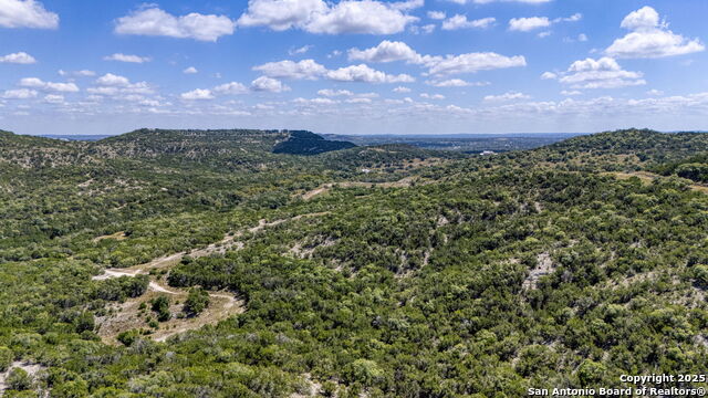 305 Spanish Pass Property Photo 86