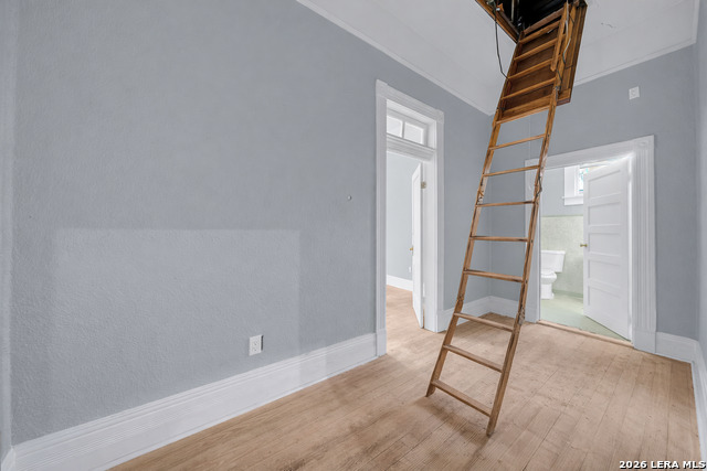 1610 W Commerce Property Photo 15
