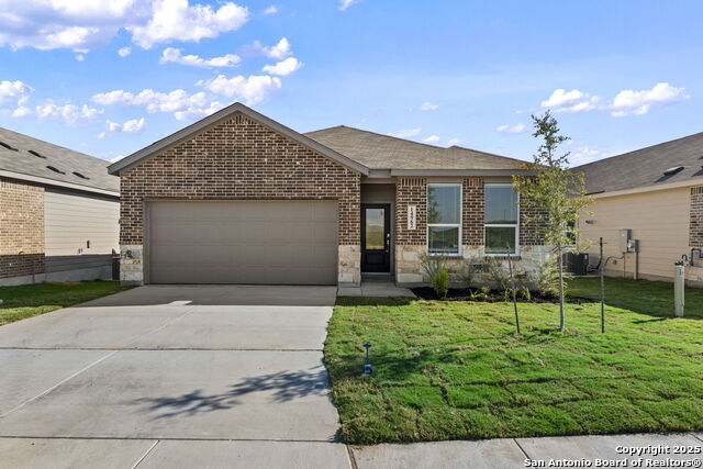 14962 Taradeau Property Photo 1