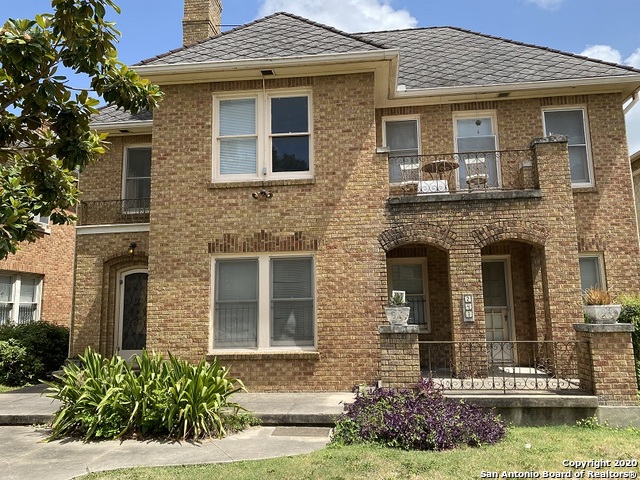 247 E Lullwood Ave Property Photo 2
