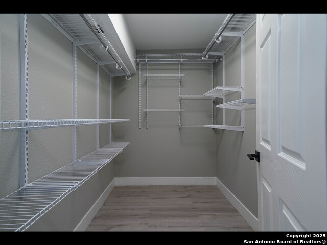 8619 Oak Ledge Property Photo 21