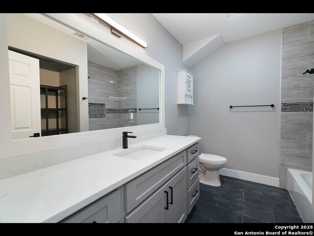 8619 Oak Ledge Property Photo 25