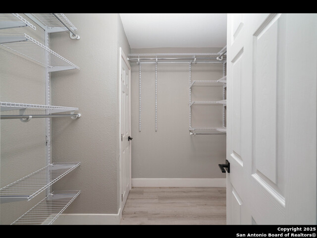 8619 Oak Ledge Property Photo 27