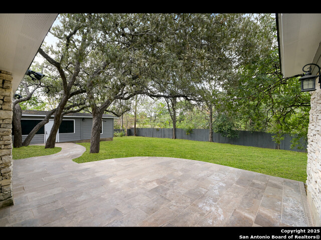 8619 Oak Ledge Property Photo 30