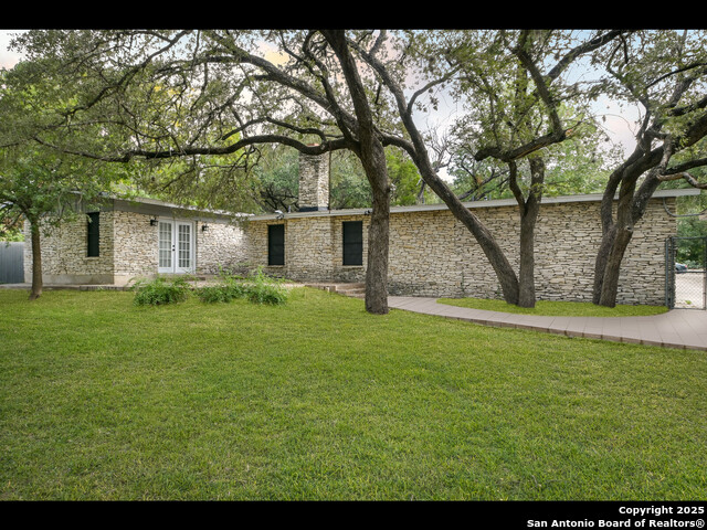 8619 Oak Ledge Property Photo 34
