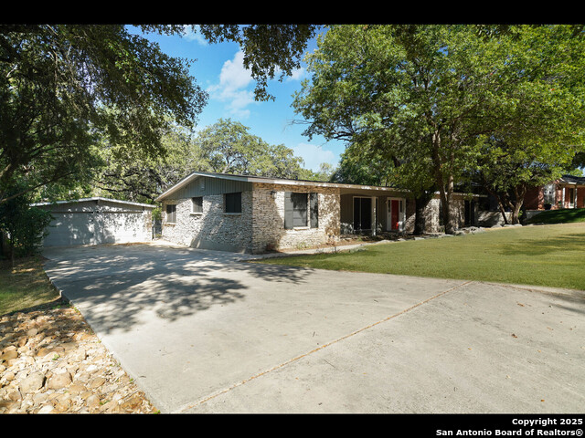 8619 Oak Ledge Property Photo 38