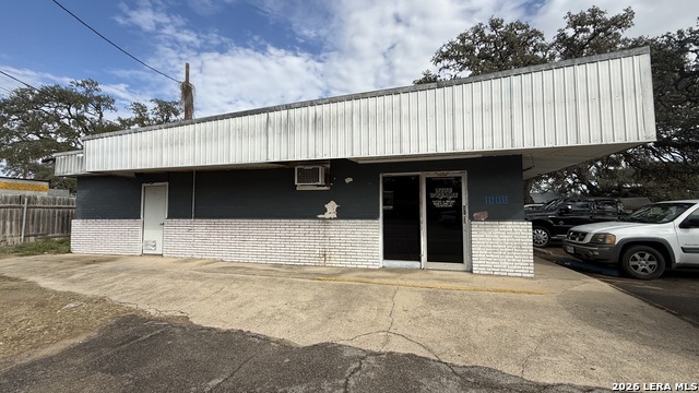 1008 2nd Property Photo 8